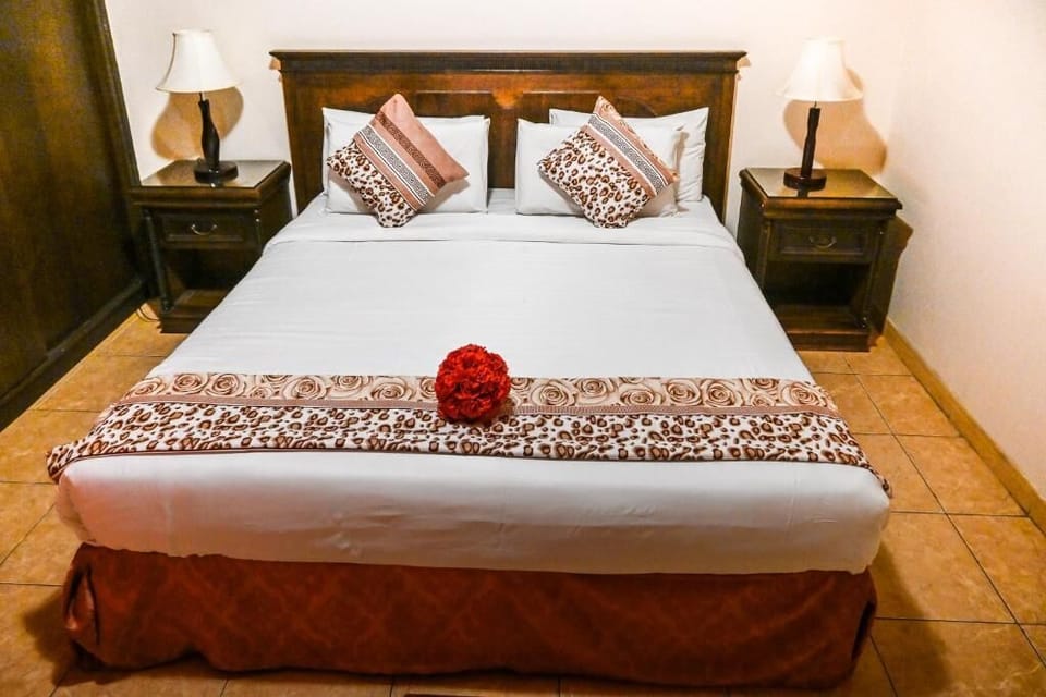 Egyptian cotton sheets, premium bedding, memory foam beds