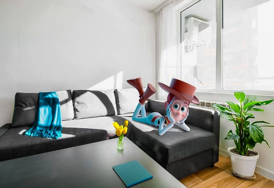 Bright and welcoming living area designed for comfort and relaxation.
Book now and feel at home from the first moment.