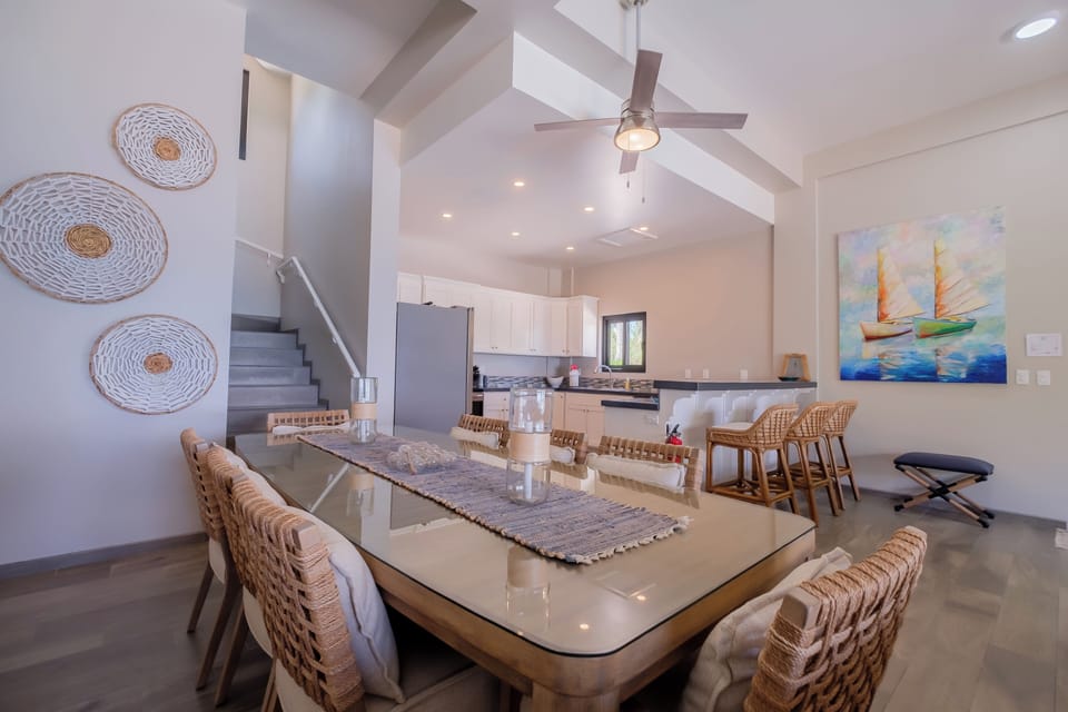 Casa Paloma Dining Room
