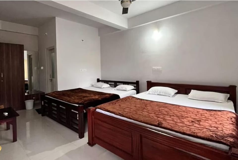 Family Room | Egyptian cotton sheets, premium bedding, desk, bed sheets