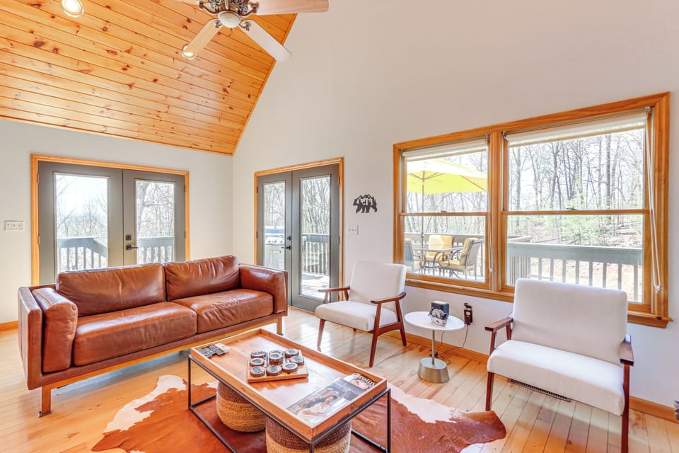 House (2 Bedrooms) | Interior