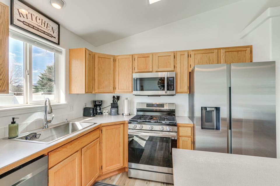 House (3 Bedrooms) | Interior