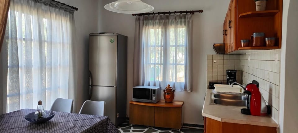 House | 1 bedroom