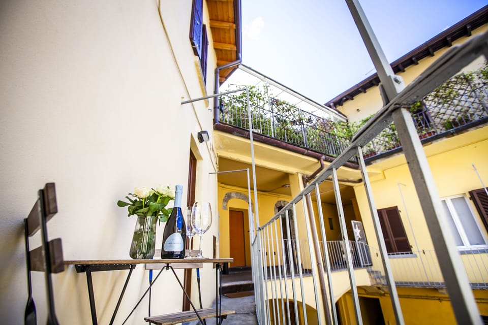 Exclusive Apartment | Balcony