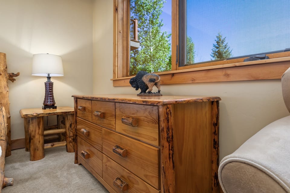 Ensuite King Bedroom #1