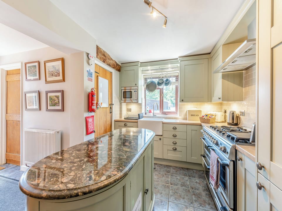Kitchen | Egmont Farmhouse - Egmont Farm, Northiam, near Rye