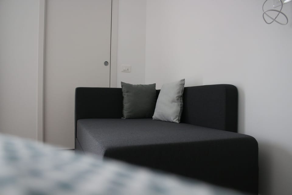 Hypo-allergenic bedding, free WiFi