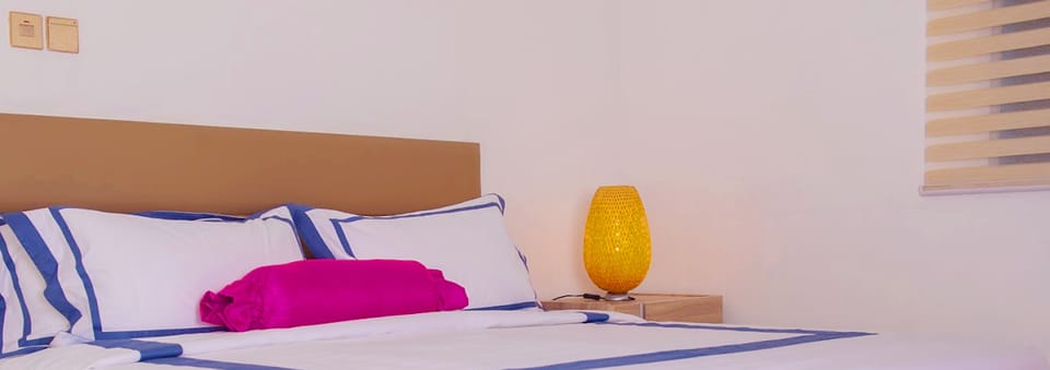 Premium bedding, desk, laptop workspace, free WiFi