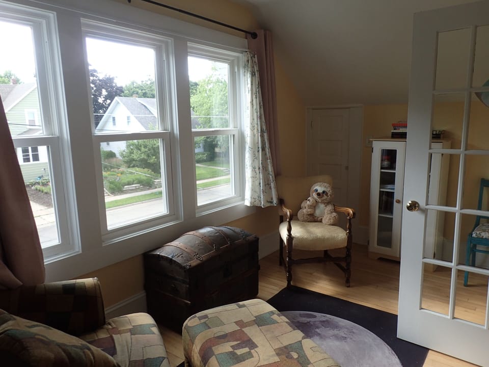 Sun room attached to master bedroom