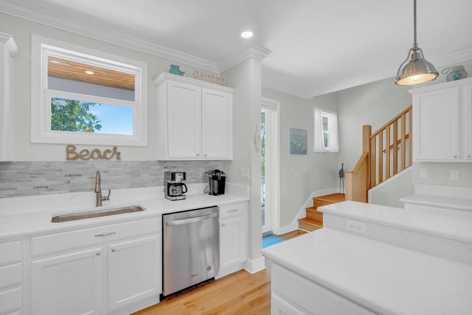 Kitchen view 3