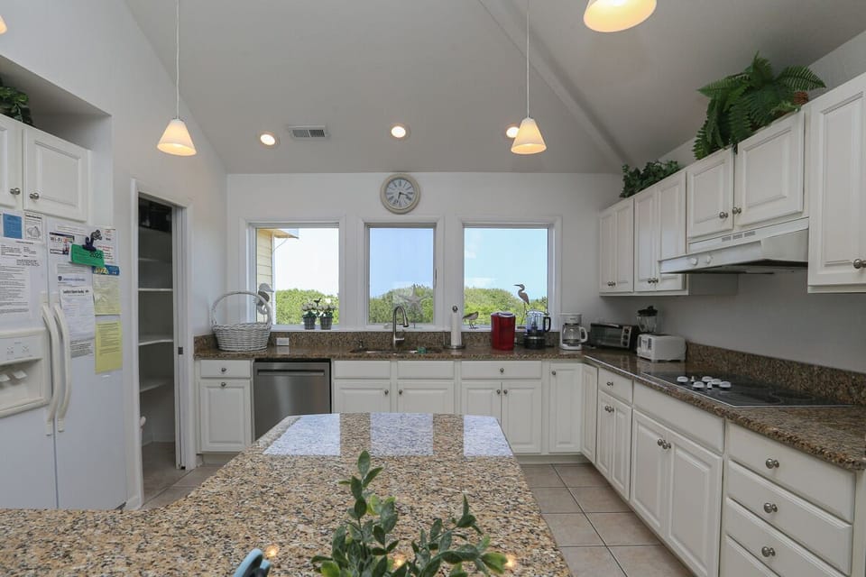 Kitchen 2023