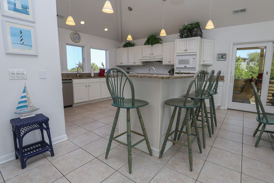 Kitchen 2023