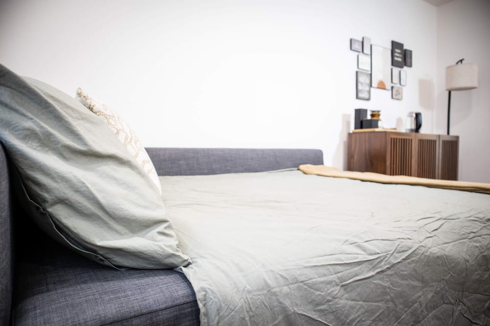 Double sofa bed (1)