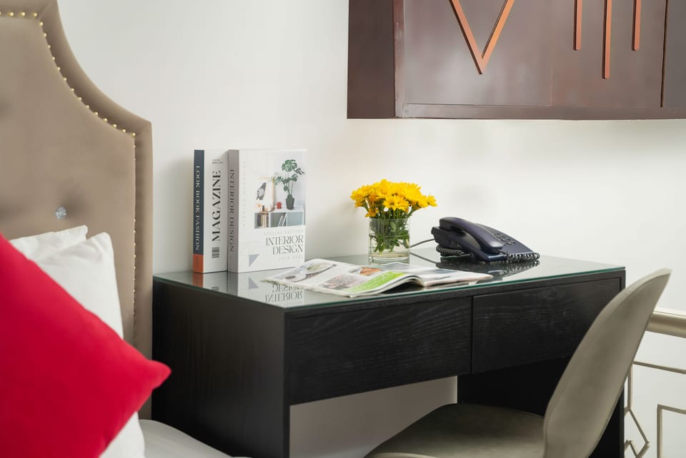 Basic Twin Room, Shared Bathroom | Bathroom | Free toiletries, hair dryer, slippers, bidet