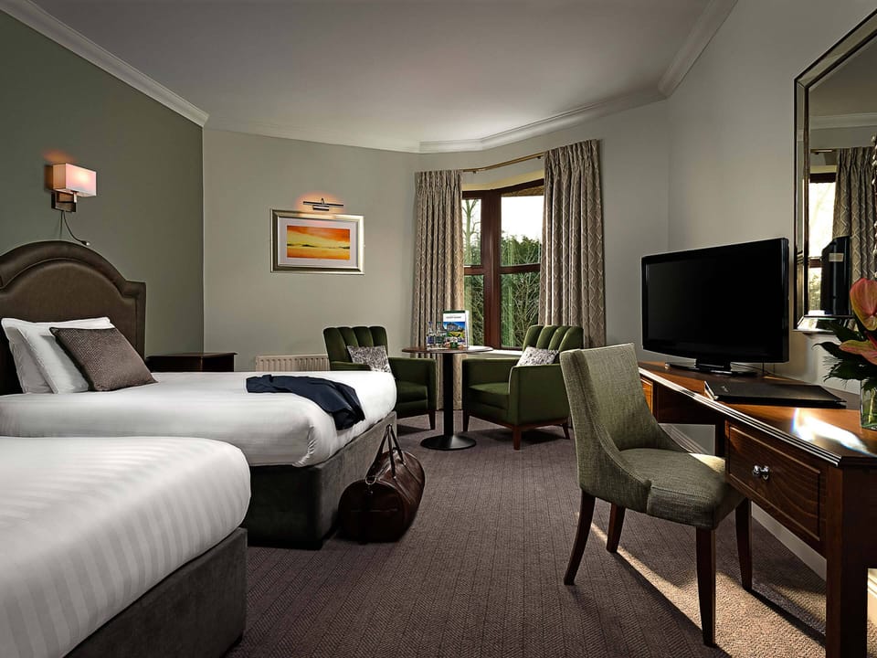 Superior Room | Individually decorated, individually furnished, desk, iron/ironing board
