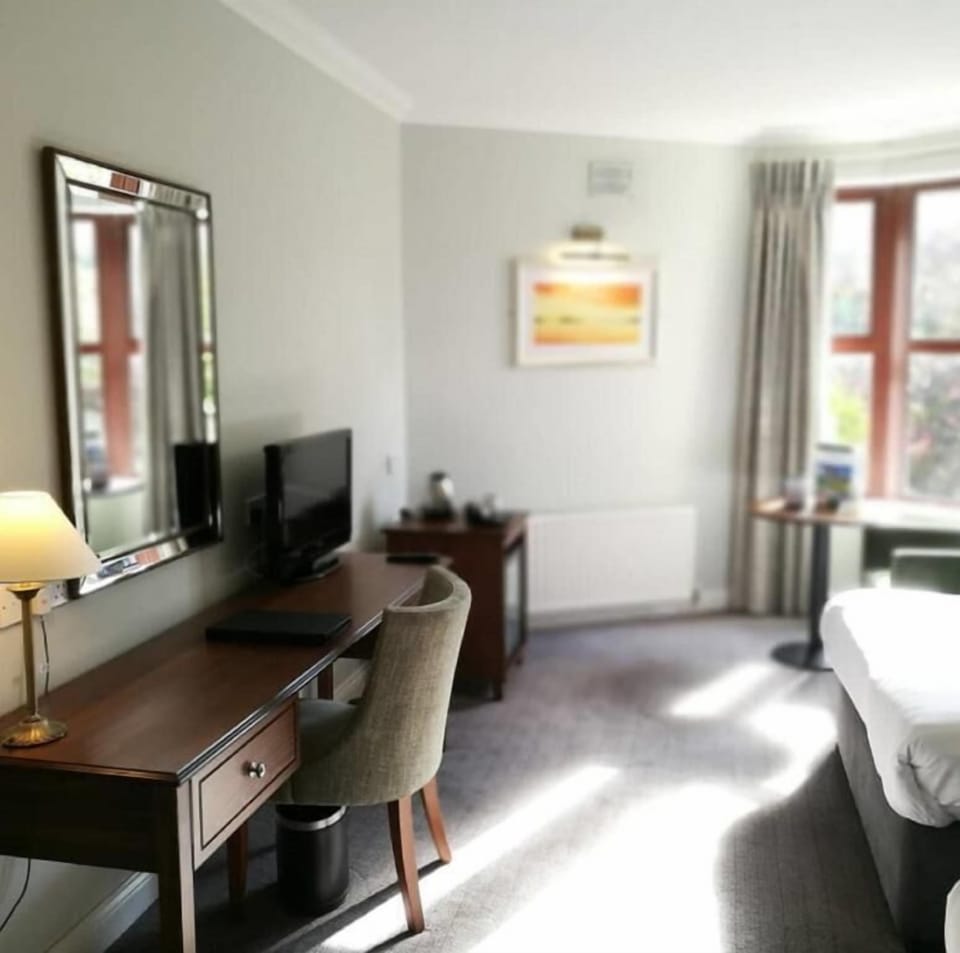 Superior Room | Individually decorated, individually furnished, desk, iron/ironing board