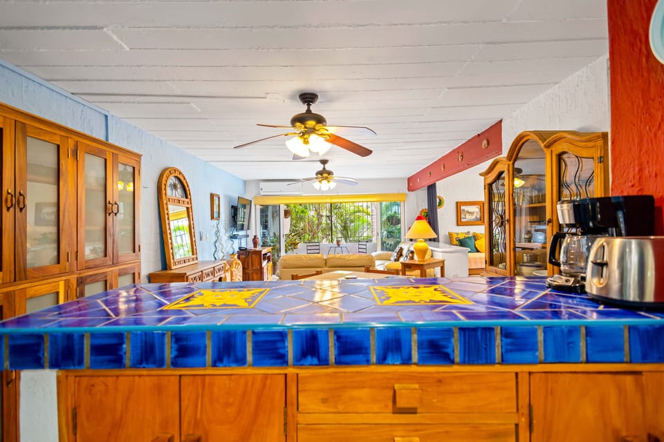 Condo - Image 12