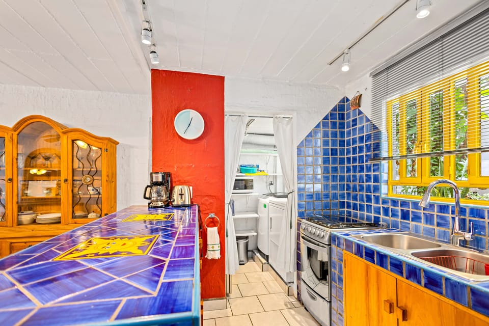 Condo - Image 11