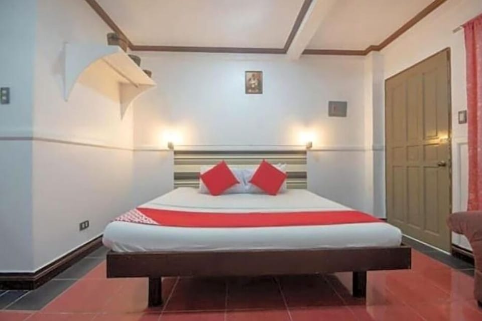 Standard Double Room | Free WiFi