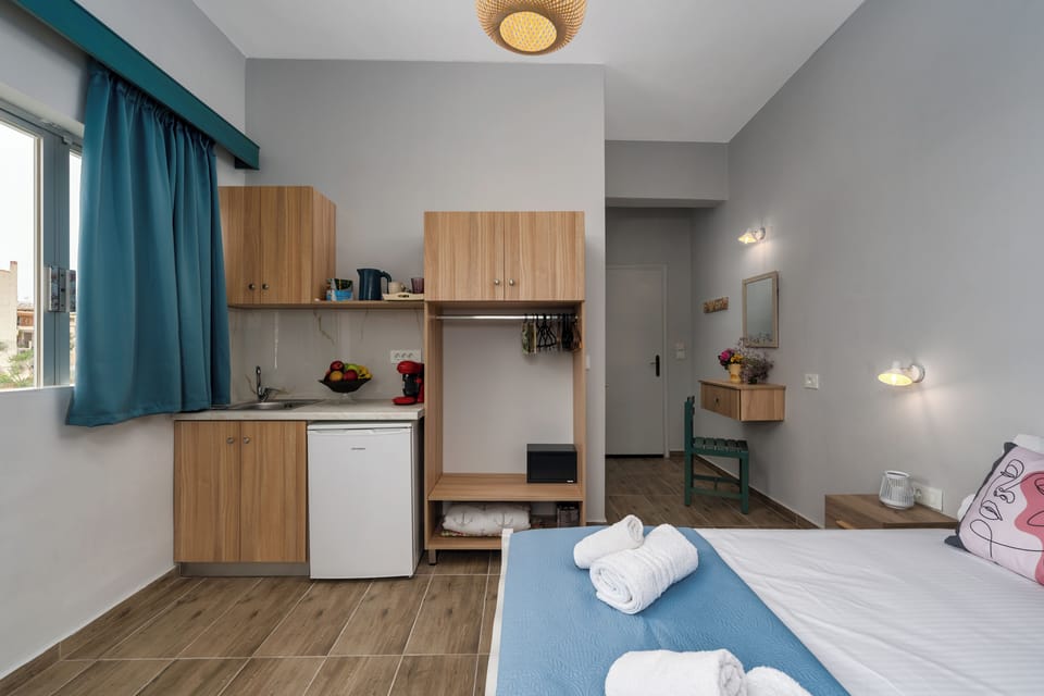 Executive Studio, Sea View | Private kitchenette