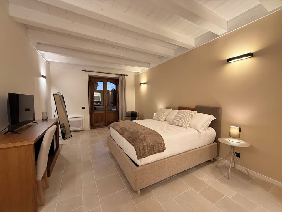 Superior Room | 1 bedroom, Frette Italian sheets, premium bedding, down comforters