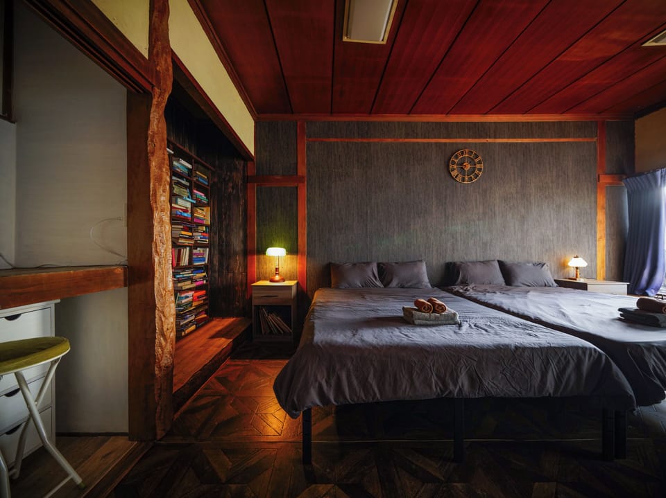 Design Quadruple Room (Pets Allowed) | Free WiFi, bed sheets