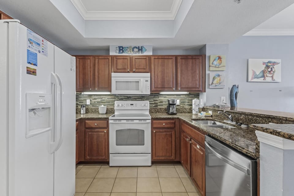 CT1804 Kitchen Area