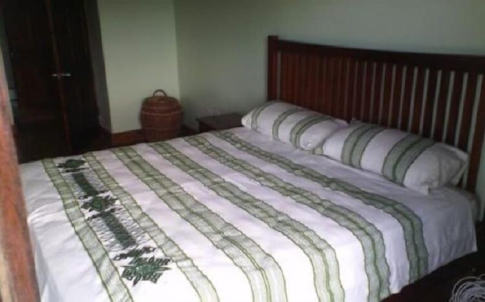 Classic Apartment | 1 bedroom, iron/ironing board, free WiFi