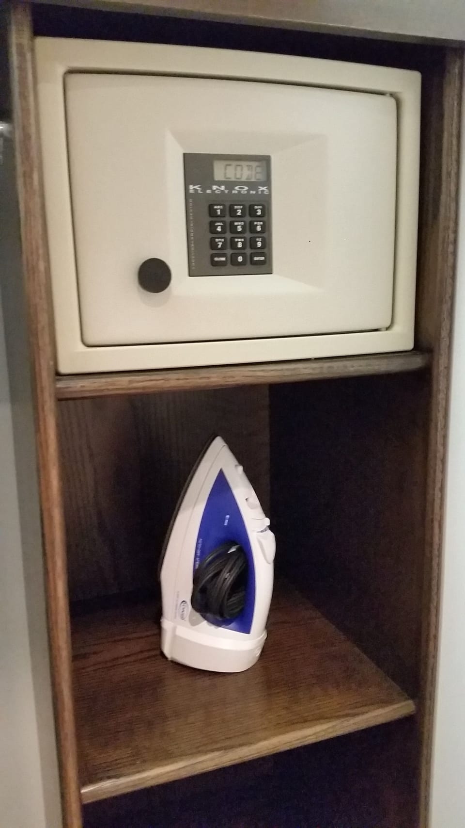 In-room safe, desk, iron/ironing board, free cribs/infant beds