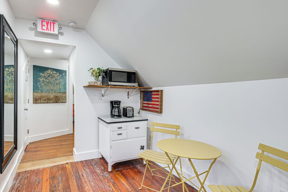 Apartment (1 Bedroom) | Interior