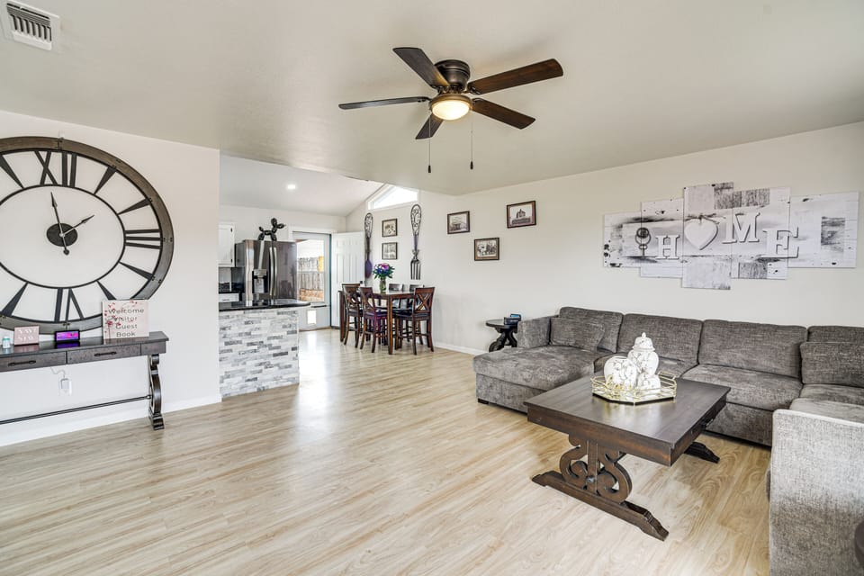 House (3 Bedrooms) | Interior