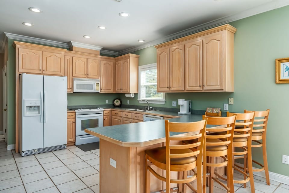 24_kitchen 1