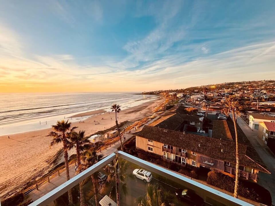 Views for days from the juliet balcony! 