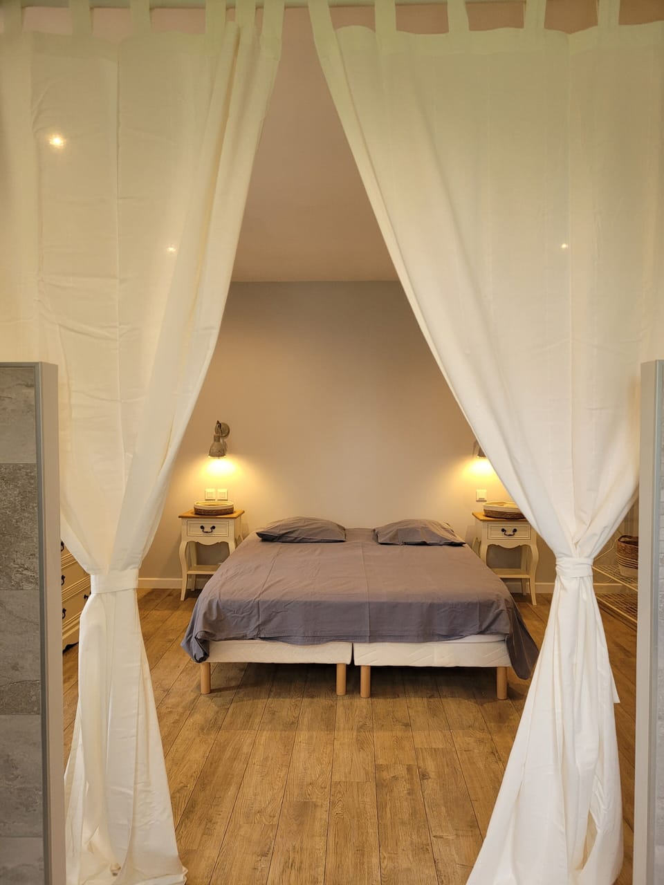 Comfort Double Room | Individually furnished, blackout drapes, soundproofing, free WiFi
