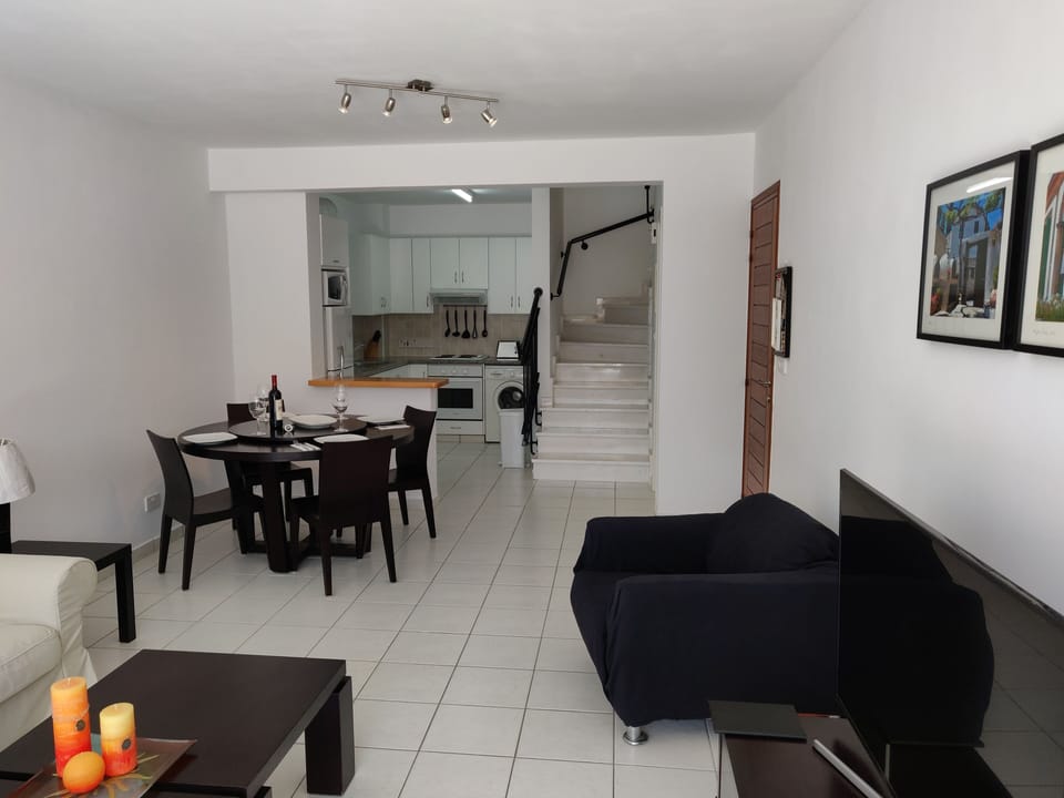House | Dining
