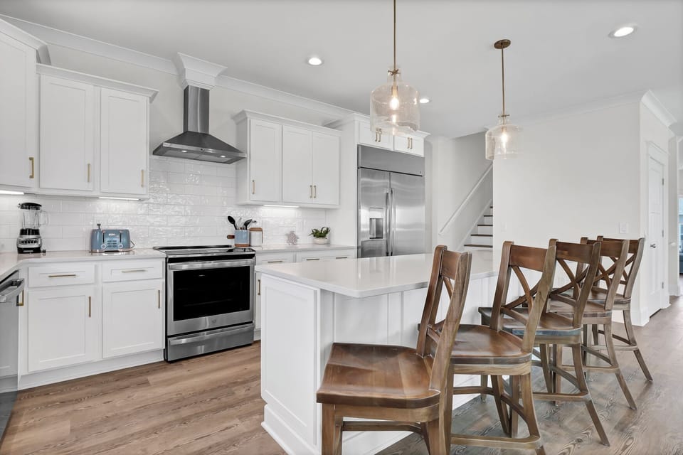 more seats at the kitchen island