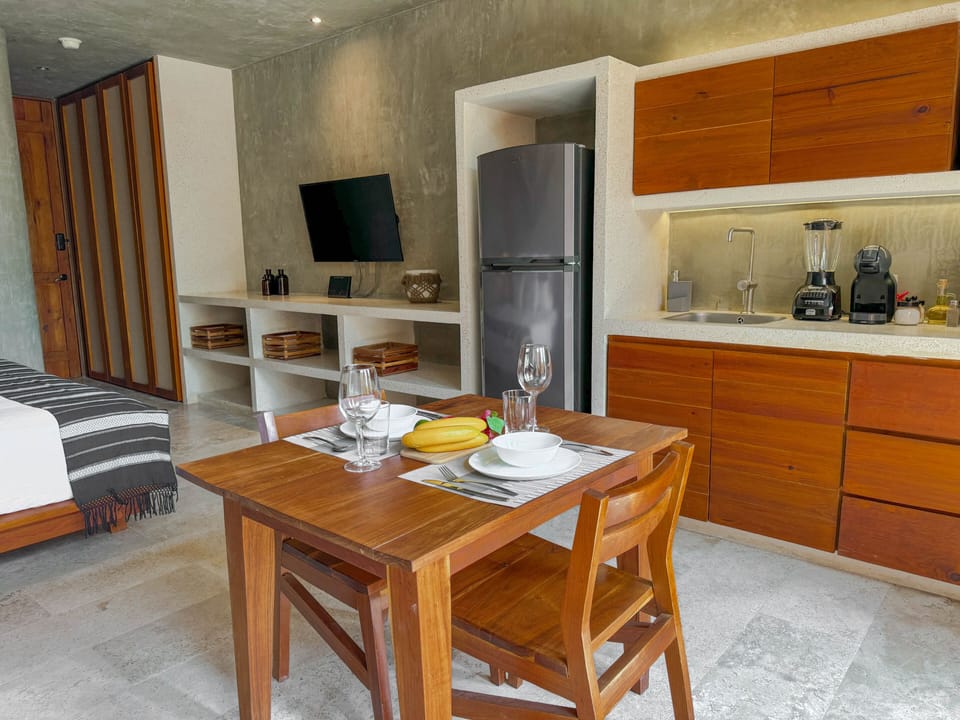 Classic Room | Dining room