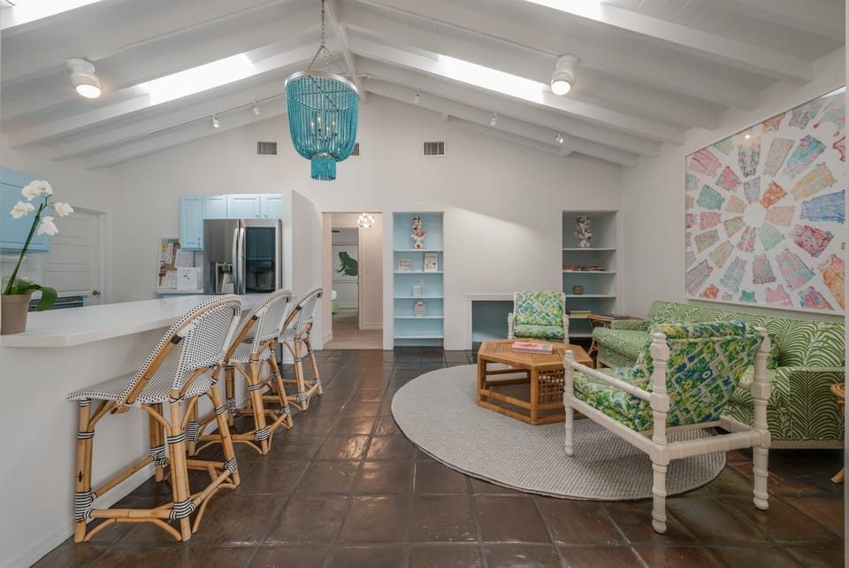 The comfortable, well-equipped space has plenty of seating, with a large dining area.