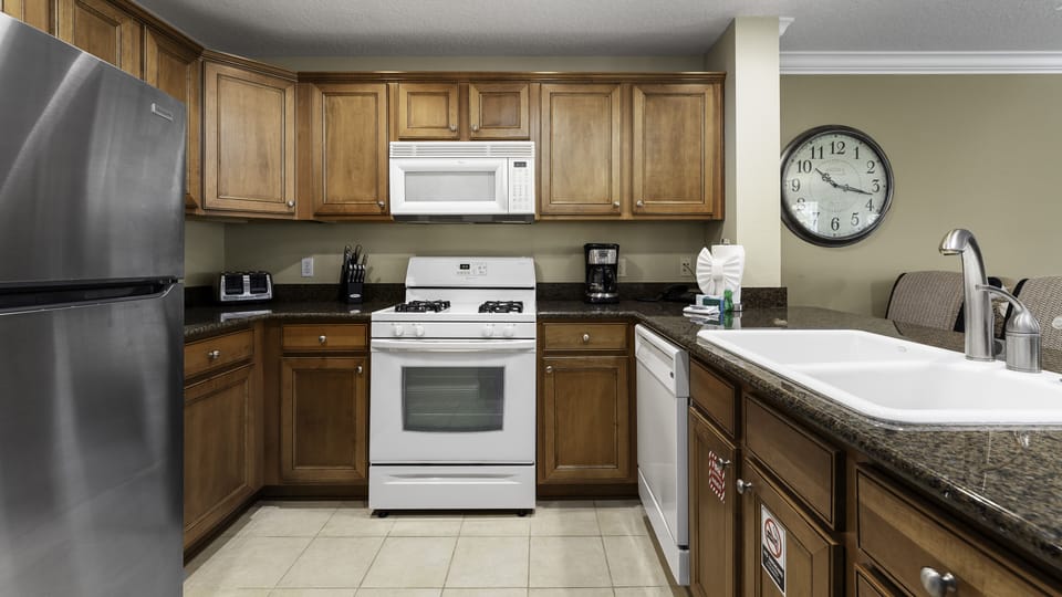 Fully stocked kitchen