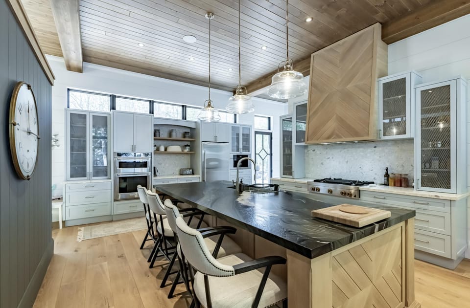 Kitchen &amp; Bar Seating
