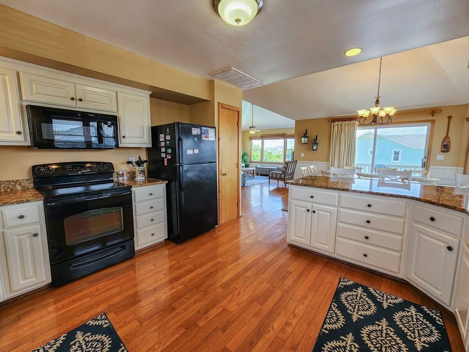 Kitchen 2023