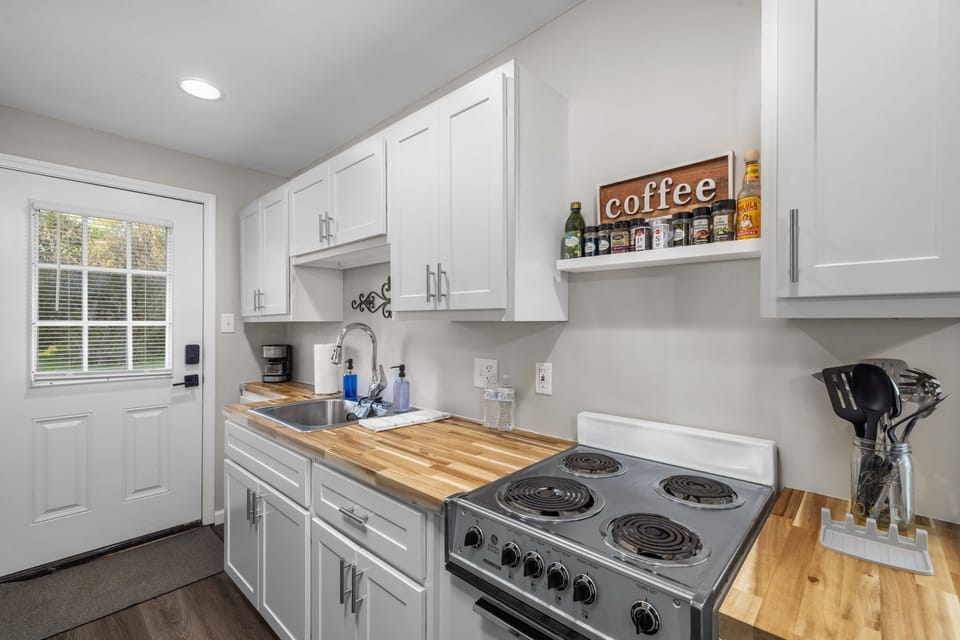 Kitchenette