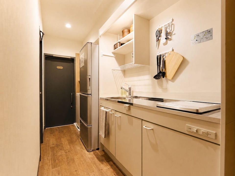 Shared fridge, shared microwave, stovetop, toaster
