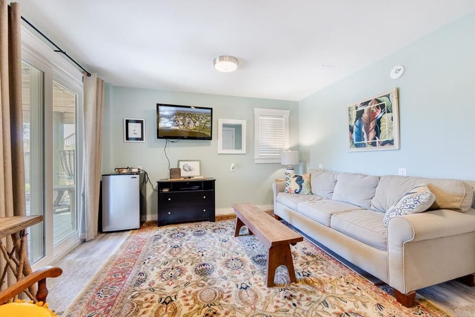 Copy of 18-752 Lakeview - Office-2