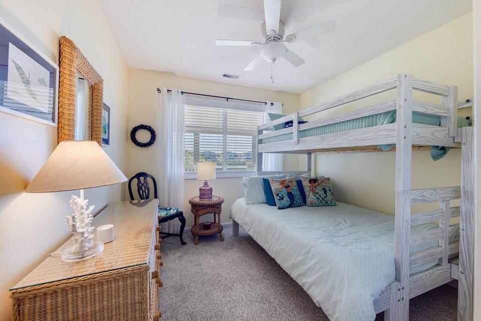 Copy of 07-752 Lakeview - Bedroom-3