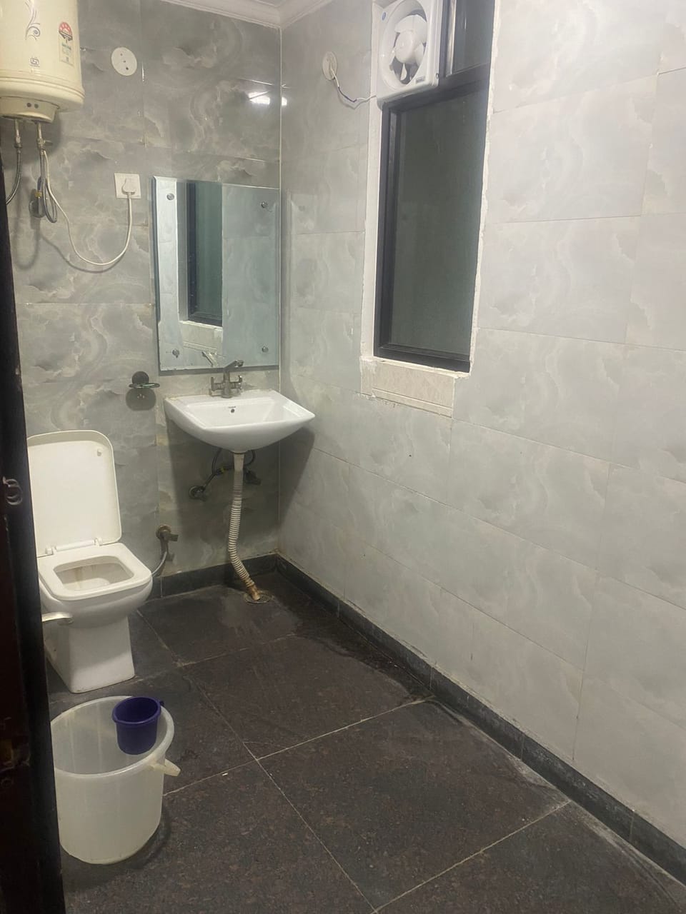 Shower, rainfall showerhead, towels, soap