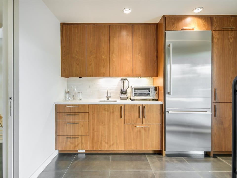 Kitchenette First Floor by Pool