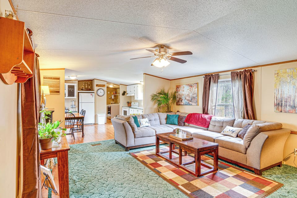 House (3 Bedrooms) | Interior