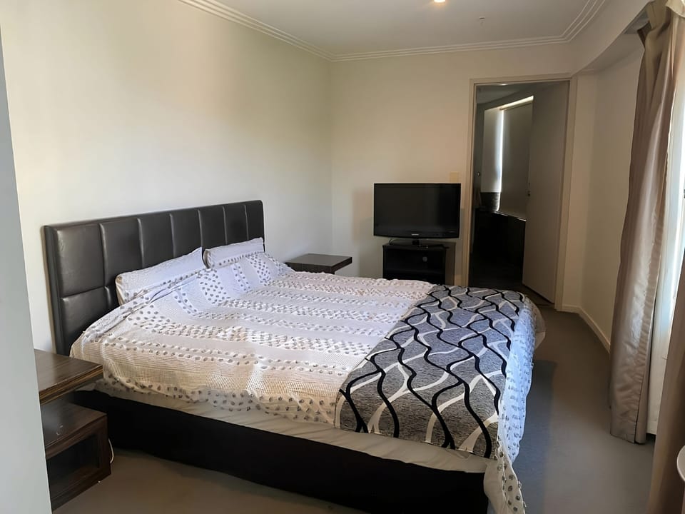 Economy Apartment | 1 bedroom, soundproofing, iron/ironing board, free WiFi