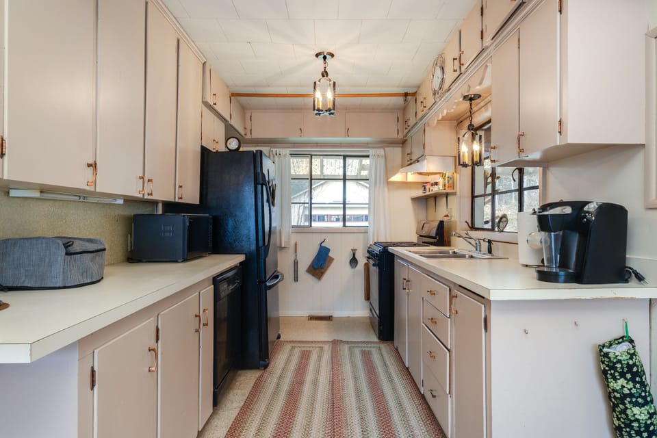 Ample storage space for everything you need.